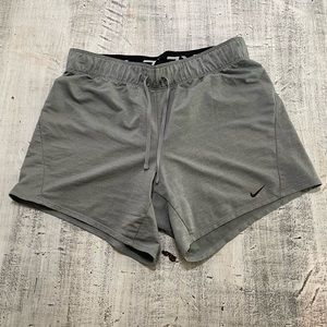 Nike Athletic Shorts Women’s Size Small
